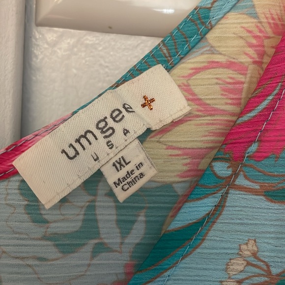 Umgee blouse - Picture 2 of 6
